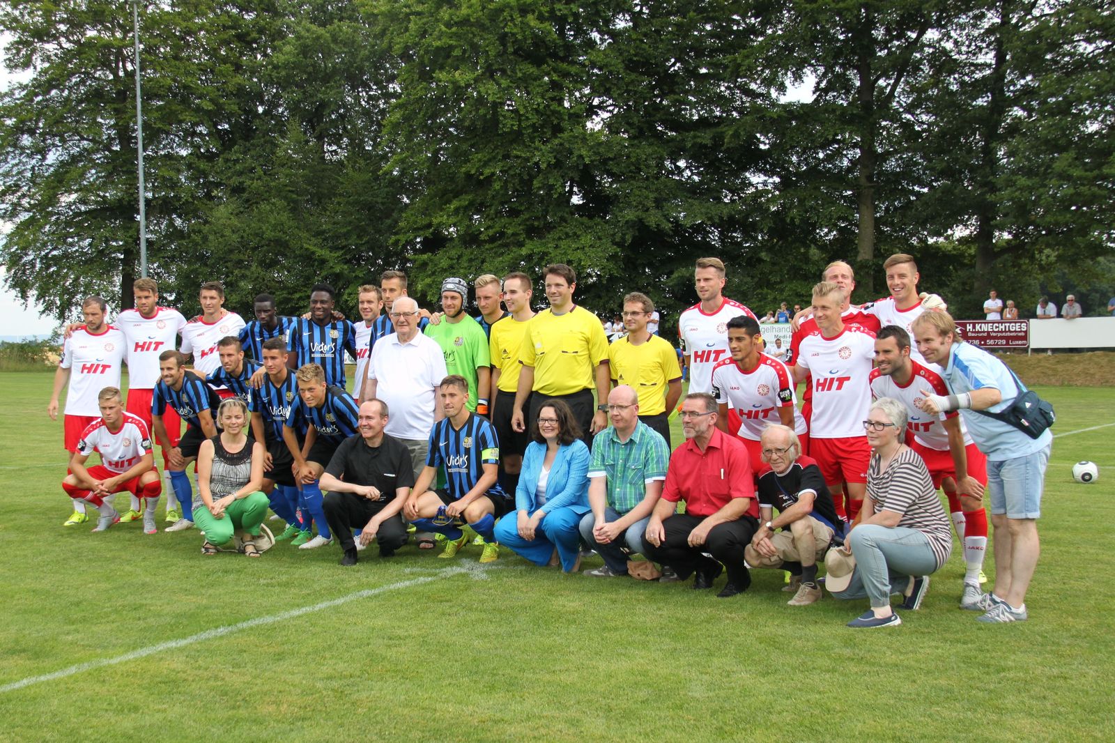 2 1 Fur Die Mayener Tafel